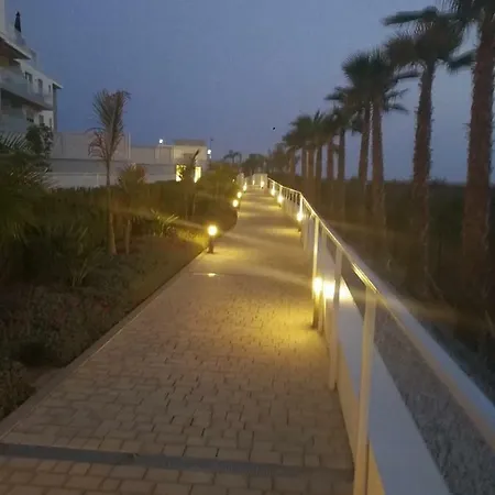 Buddha House Daire Torrox